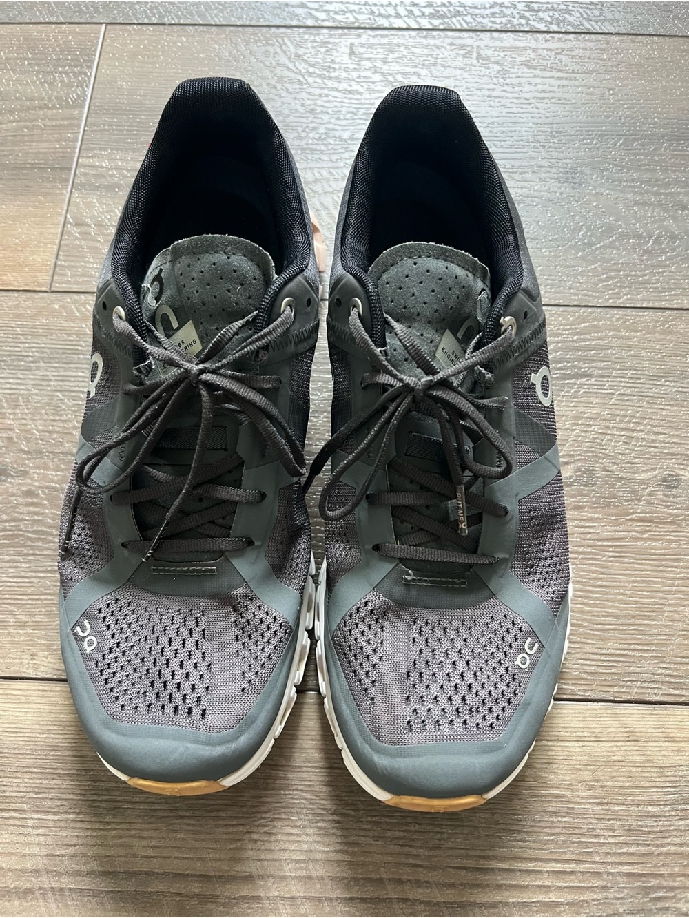 On Cloud Cloudflow Womens Running Shoes Rock/ Rose Size US 8